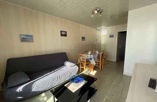 France Apartment | 47 m² Apartment ∙ 2 bedrooms ∙ 6 guests