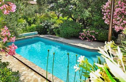 Les Hauts de Villeneuve House | 50 m² House ∙ 1 bedroom ∙ 2 guests