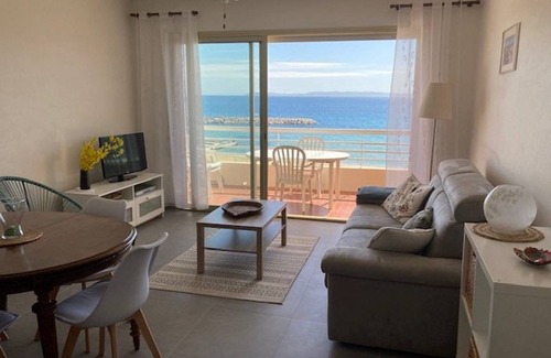 Le Lavandou Apartment | 50 m² Apartment ∙ 1 bedroom ∙ 4 guests