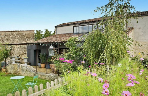 Illats House | 50 m² House ∙ 1 bedroom ∙ 2 guests