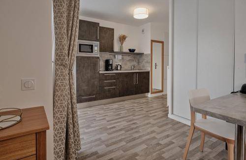 Fives Apartment | 50 m² Serviced apartment ∙ 2 bedrooms ∙ 4 guests