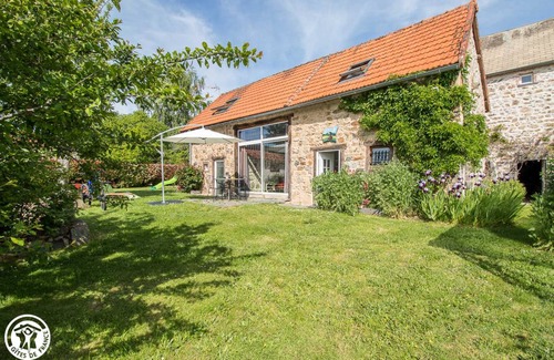 Genouillac House | 57 m² Gîte ∙ 1 bedroom ∙ 4 guests
