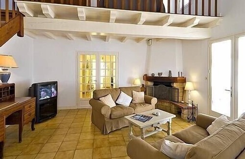 La Flotte House | 6 people Charming house located 50 meters from the beach