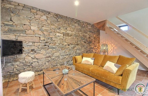 Perros-Guirec House | 70 m² Gîte ∙ 2 bedrooms ∙ 4 guests