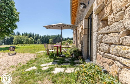 Vollore-Montagne House | 70 m² Gîte ∙ 2 bedrooms ∙ 5 guests