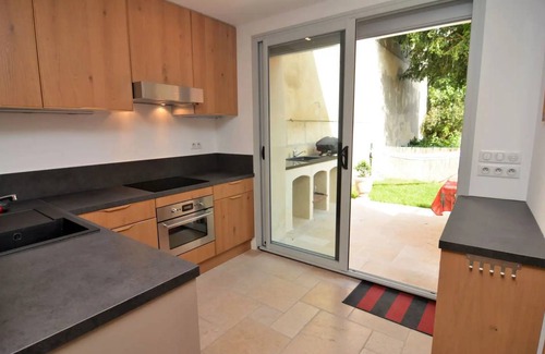 Tarascon House | 70 m² House ∙ 2 bedrooms ∙ 4 guests
