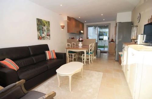 Tarascon House | 70 m² House ∙ 2 bedrooms ∙ 4 guests