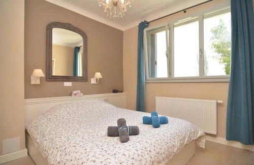 Tarascon House | 70 m² House ∙ 2 bedrooms ∙ 4 guests