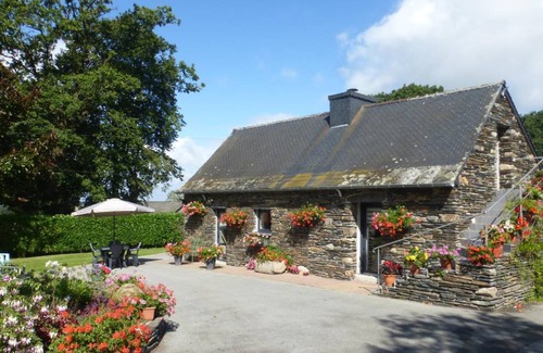 Laniscat House | 73 m² Gîte ∙ 2 bedrooms ∙ 4 guests