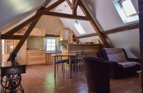 Peyrilles House | 75 m² Gîte ∙ 2 bedrooms ∙ 4 guests