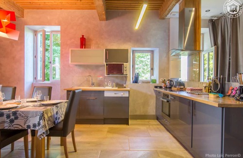 Brison-Saint-Innocent House | 76 m² Gîte ∙ 2 bedrooms ∙ 5 guests