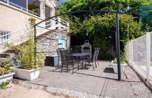 Les Assions Apartment | 80 m² Apartment ∙ 2 bedrooms ∙ 4 guests