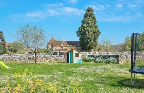 Luzech House | 80 m² House ∙ 2 bedrooms ∙ 4 guests