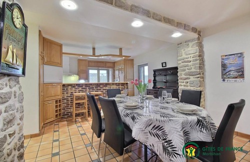 Saint-Nolff House | 83 m² Gîte ∙ 2 bedrooms ∙ 4 guests