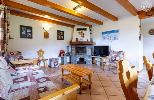 Bellentre House | 84 m² Gîte ∙ 3 bedrooms ∙ 9 guests