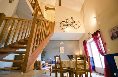 Availles-Limouzine House | 850 m² House ∙ 17 bedrooms ∙ 40 guests