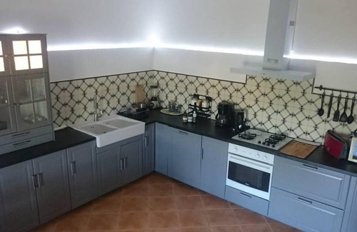 Roubia House | 90 m² Gîte ∙ 3 bedrooms ∙ 6 guests