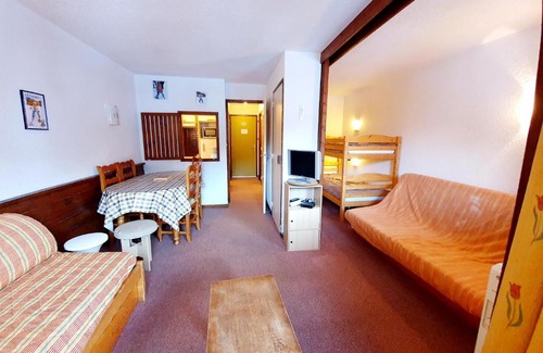 Les Orres Apartment | Agence des Orres - Le Belvédère - Studio + Coin montagne - B1008