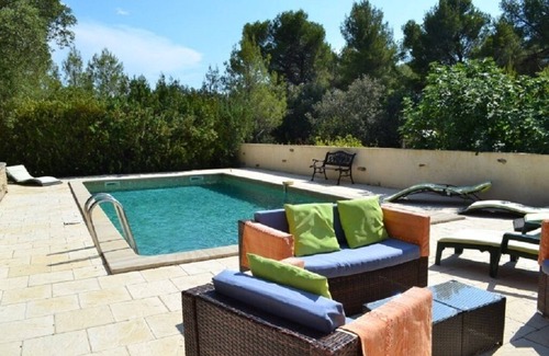 L'Isle-sur-la-Sorgue Villa | Air-conditioned, 110 m2, very quiet and wooded, swimming pool and large garden