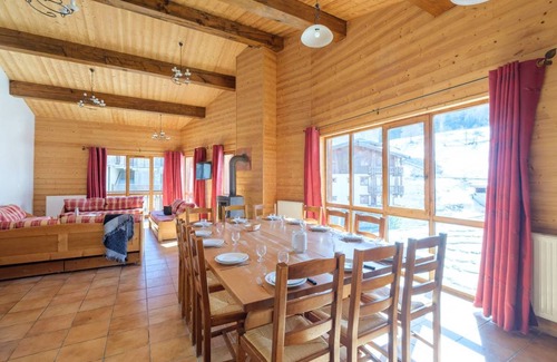 Lanslevillard Apartment | Apartment ∙ 16 guests