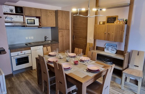 Risoul Apartment | APARTMENT 3 BEDROOMS 2 BATHROOMS WITH SWIMMING POOL NEAR THE SLOPES