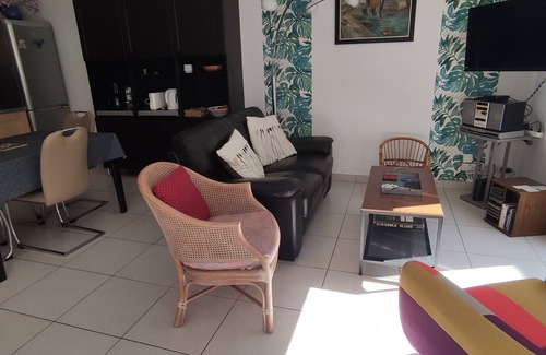 Concarneau Apartment | Apartment with garden, 63 m2, near beach and town, quiet and enclosed