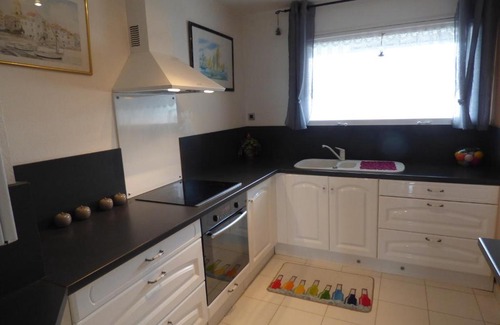Saint-Gilles-Croix-de-Vie Apartment | Appartement Saint-Gilles-Croix-de-Vie, 3 pièces, 6 personnes - FR-1-428-78