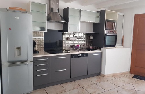 La Ciotat Apartment | Appartement T3 duplex centre historique vue mer