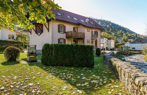 La Bresse Apartment | Appartment 2km from La Bresse 4km from the slopes