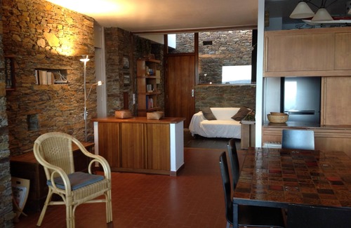Le Lavandou Villa | Architect-designed villa LES PIEDS DANS L'EAU equipped for 7 people in LAVANDOU