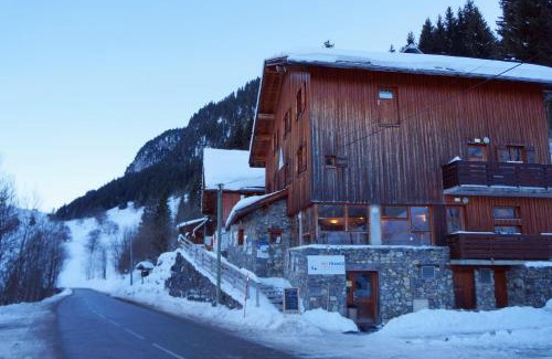 La Clusaz Hostel | Auberge de Jeunesse HI La Clusaz