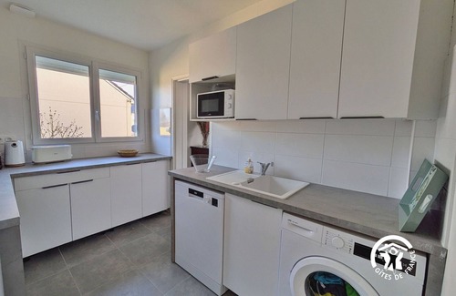 Sainte-Suzanne-and-Chammes Cottage | Bright house in Sainte Suzanne with garden, 3 bedrooms, wifi