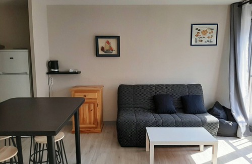 Saint-Jean-de-Luz City Center Apartment | Central Apartment in Saint-Jean-de-Luz: Comfort, Ocean Access, and Modern Amenities