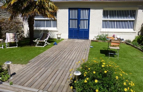 Le Pouliguen Bed & Breakfast | Chalet Lakmé