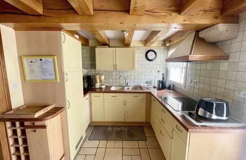 Les Sables d'Olonne House | Charming 3-Bed Townhouse with Courtyard, Garage, and WiFi, 300m from Beach in Les Sables-d'Olonne