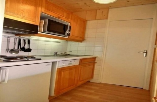 Plagne Centre Apartment | Divisible studio, south-facing, high floor with balcony, ski-in/ski-out