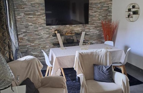 Carcassonne Apartment | Drissia&Othman Estilo