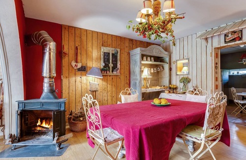 Niderviller House | Elegant appartment in Niderviller near Forest, France.