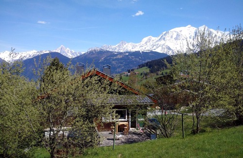 Combloux Ski Chalet | Family chalet in Combloux, exceptional view of Mont Blanc (14 p)