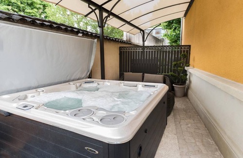 3rd Arrondissement Resort | 22 m² Resort ∙ 2 guests
