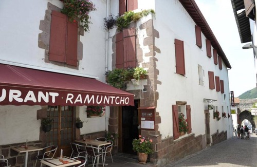 Saint-Jean-Pied-de-Port Hostel | Hostel ∙ 8 guests