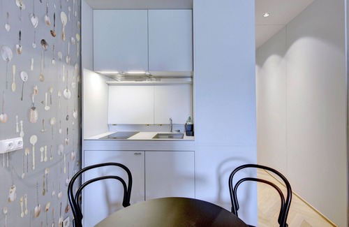 Hotel de Ville - Quinconces Apartment | La Suite - Studio Apartment, Sleeps 2