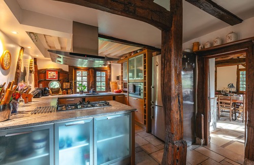 Ablon House | Les 3 Fresnes, beautiful thatched cottage in the heart of Normandy nature.