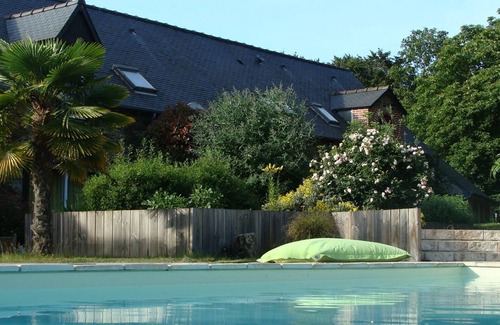 Saint-Alban House | Les Golfeurs, character gîte, with swimming pool, twenty minutes from the seaside