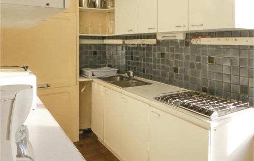 Saint-Michel-de-Chavaignes House | Lovely Home In St Michel D,chavaignes
