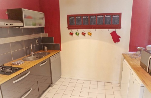 Hotel de Ville - Quinconces Apartment | Nice 1 bedroom apartment (62 m²) with parking spot