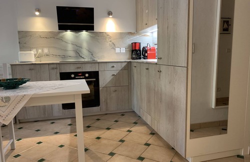 Cavalaire-sur-Mer Apartment | Nice apartment in residence NEW : INTERNET WIFI ! LAST MINUTE PROMOTION MAI!