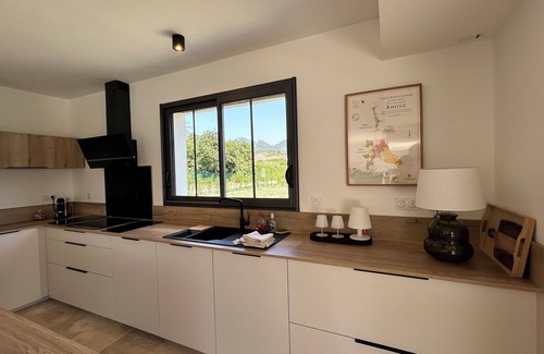 Vacqueyras Villa | Prestigious villa with private pool 200 m from the village.