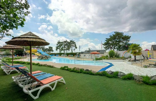 Veuzain-sur-Loire Resort | Resort ∙ 3 bedrooms ∙ 6 guests