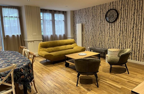 Cauterets Apartment | Spacious New Apartment in City Center for 10/12 Guests with Modern Amenities